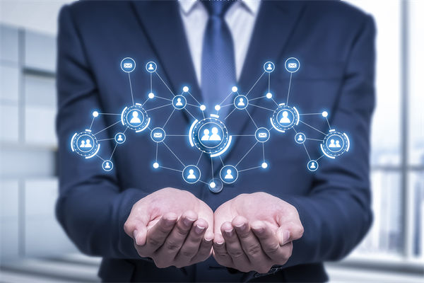 跨區(qū)域擴張時，集團管控如何防止管理效能稀釋？