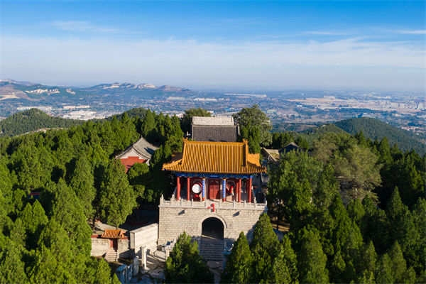 濰坊企業(yè)年度計劃總變卦執(zhí)行失效，濰坊年度經(jīng)營計劃咨詢公司如何校準(zhǔn)動態(tài)機制？