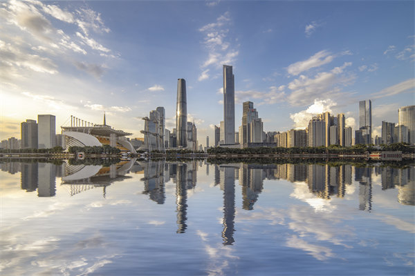 制造業(yè)庫存積壓嚴重卻仍斷貨，廣州供應鏈咨詢公司如何調(diào)和產(chǎn)銷矛盾？