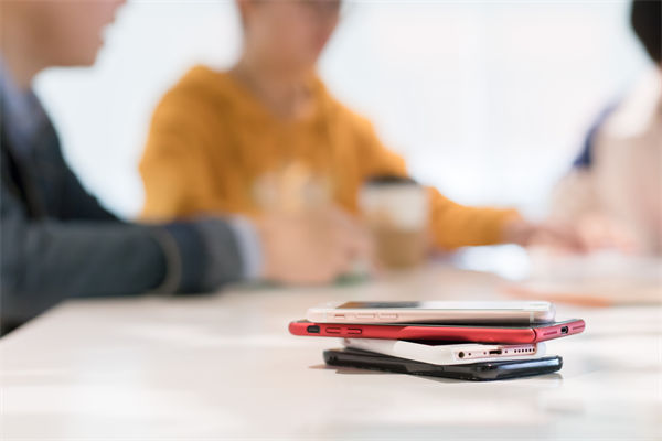 人力資源該管控還是賦能？多數(shù)企業(yè)都踩錯(cuò)了管理節(jié)奏！