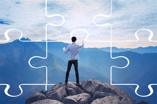 集團管控該抓大放小還是事無巨細？多數(shù)都錯了！