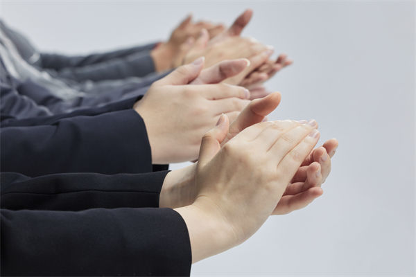 企業(yè)文化管理為何總走樣？這些隱性斷層您察覺了嗎？