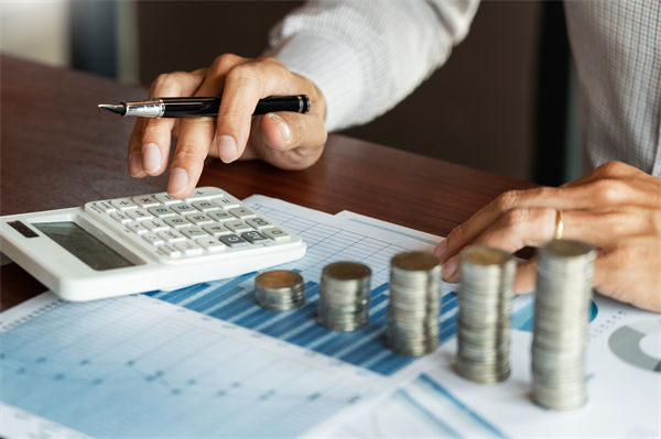 預(yù)算偏差吞噬收益，精準管控的核心邏輯是什么？