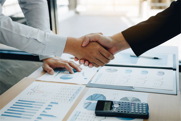 預(yù)算偏差吞噬收益，精準管控的核心邏輯是什么？