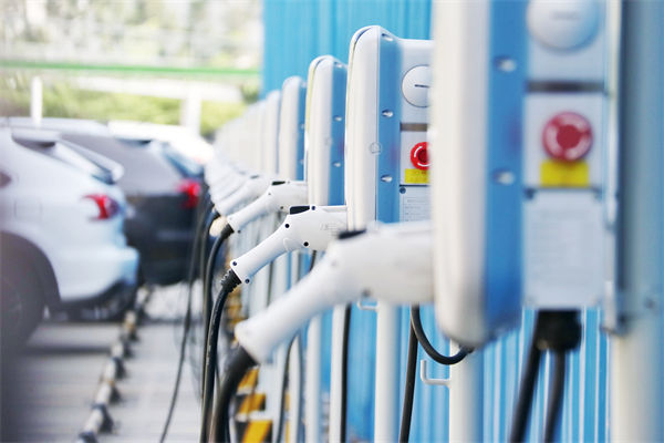 每5輛電動汽車就有2個充電樁，精益生產(chǎn)管理怎么看？