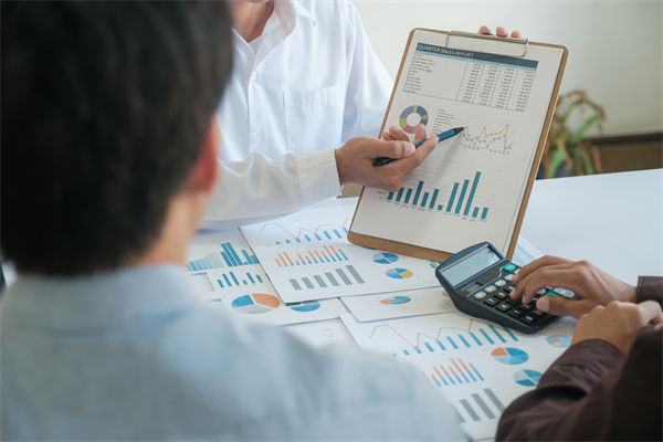 預(yù)算調(diào)整機(jī)制看似靈活，應(yīng)對市場變化為何仍顯滯后？