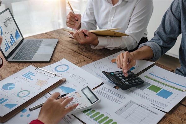 績效考評淪為形式主義，員工敷衍應(yīng)付企業(yè)怎么破？