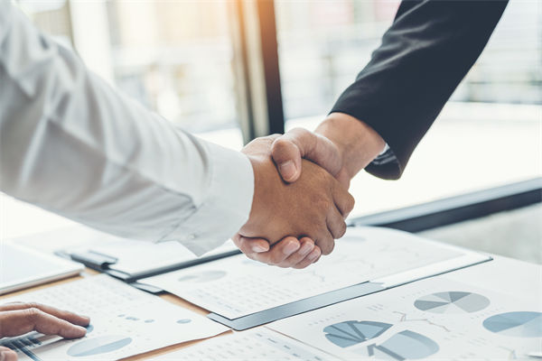 績效成了壓力來源，如何才能轉(zhuǎn)為員工的動力引擎？