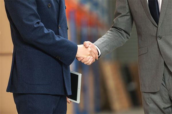 精益生產(chǎn)管理咨詢公司，能幫工廠減少浪費(fèi)降成本嗎？